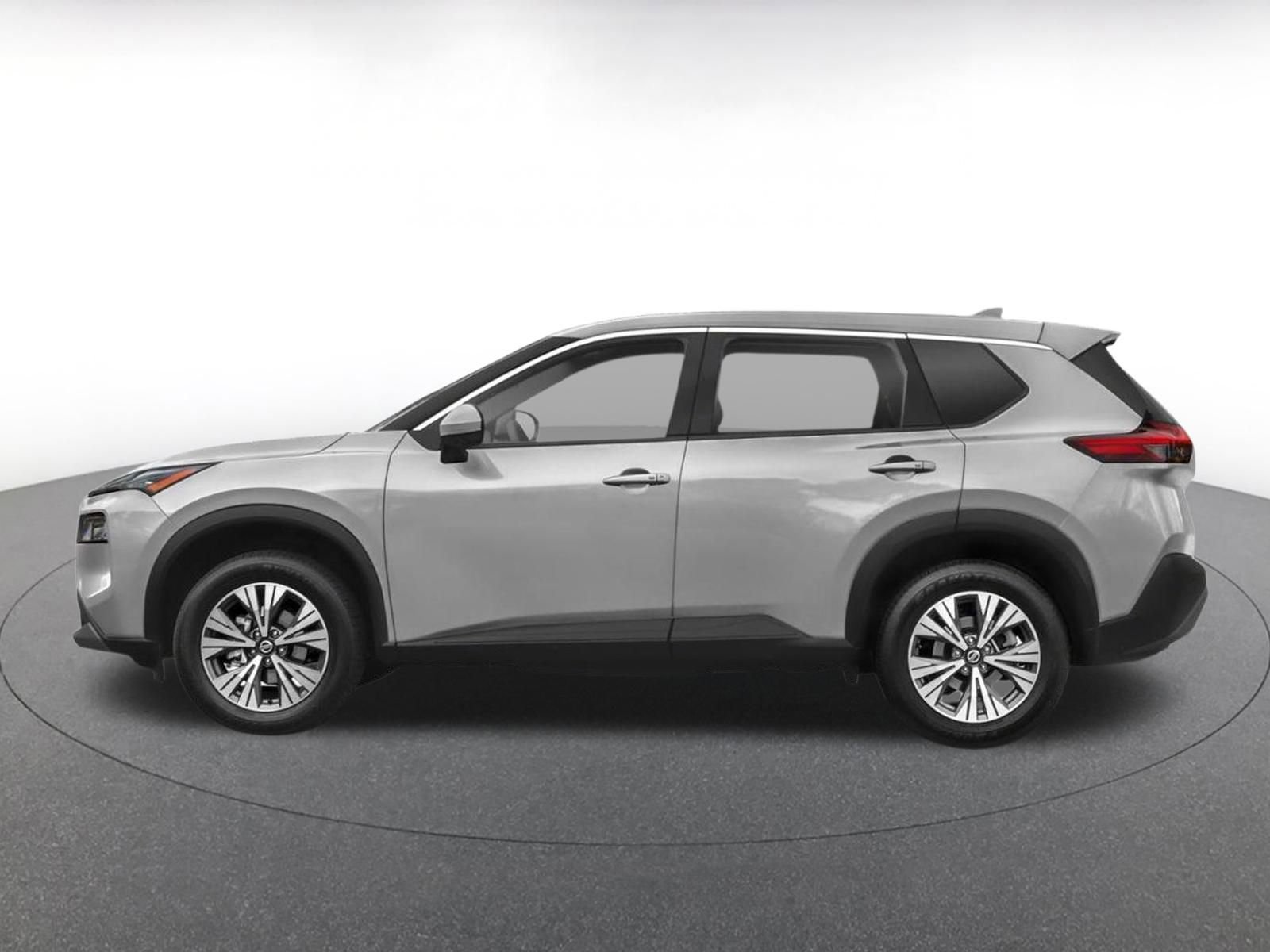 Used 2023 Nissan Rogue SV FWD image 3