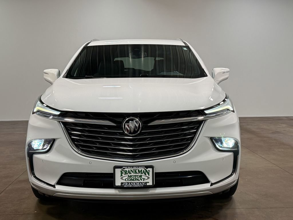 Used 2023 Buick Enclave Essence AWD/4WD image 29