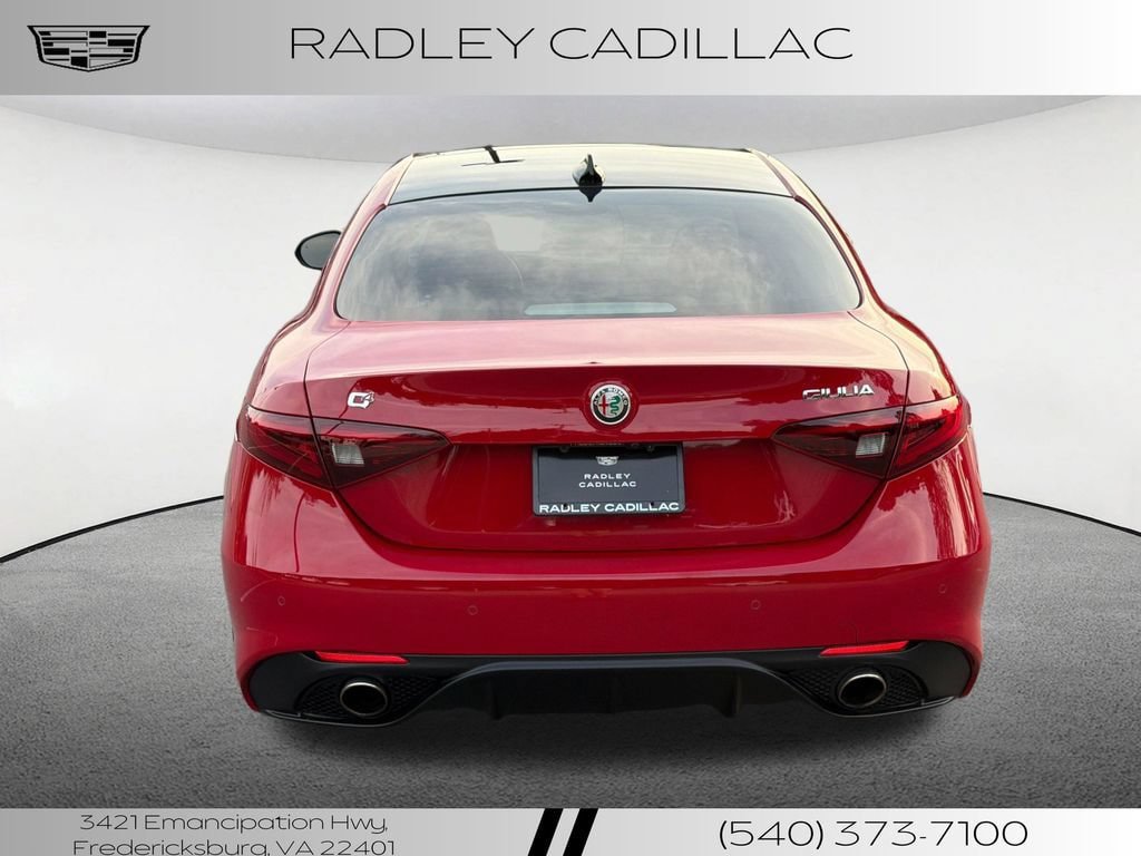 Used 2019 Alfa Romeo Giulia Ti Sport w/ Quick Order Package 22S Sport AWD/4WD image 17
