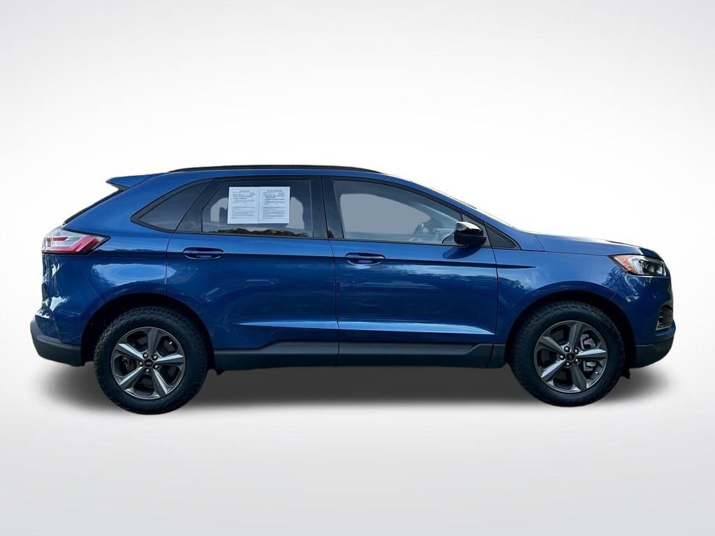Used 2023 Ford Edge SEL w/ Sport Appearance Package image 4