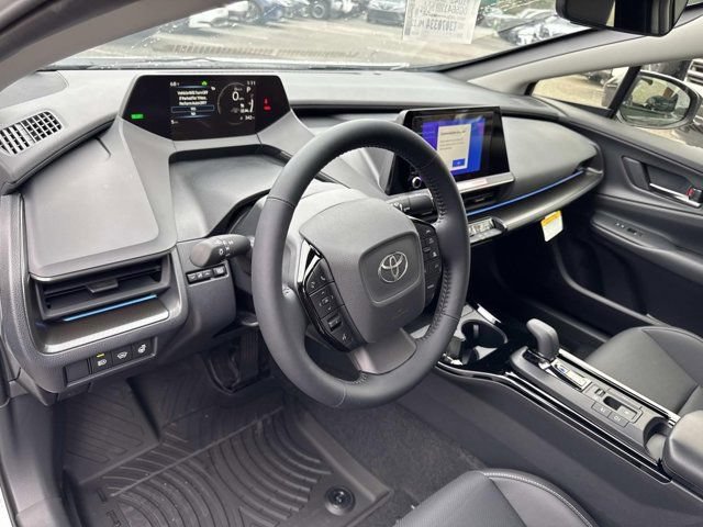 New 2026 Toyota Prius FWD image 12