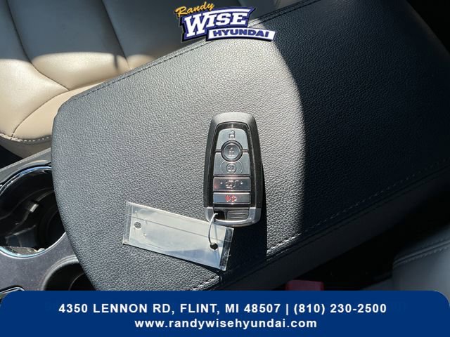 Used 2019 Ford Explorer XLT w/ Equipment Group 202A FWD image 26