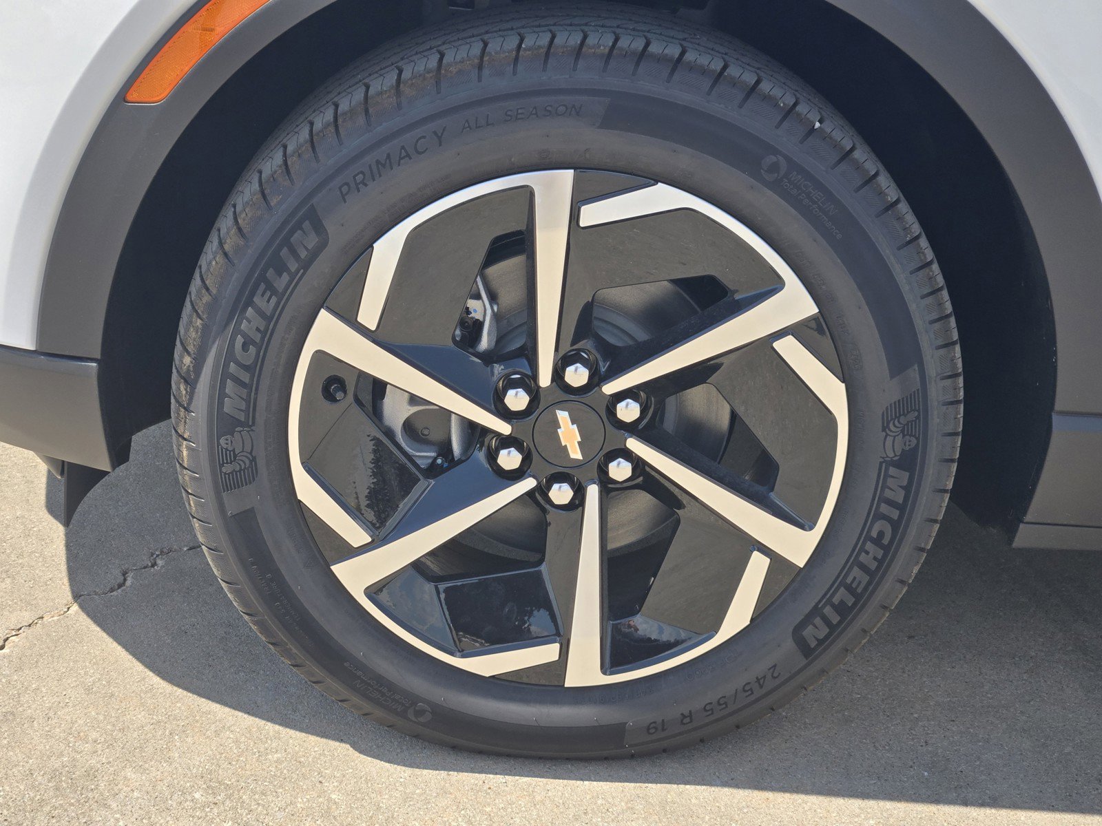 New 2026 Chevrolet Equinox EV LT w/ Comfort Package image 8