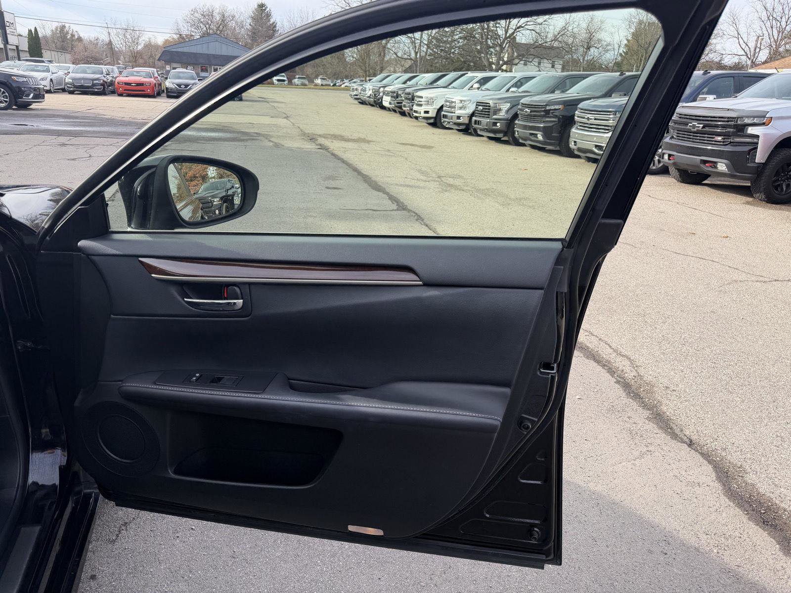 Used 2013 Lexus ES 350 image 25