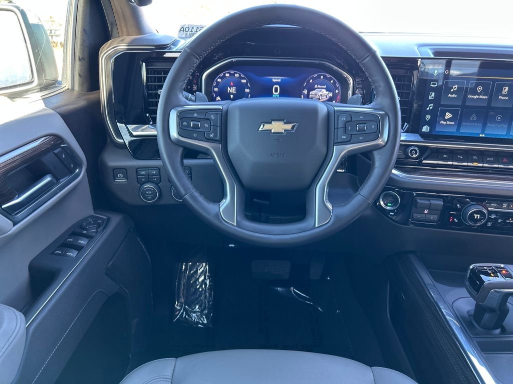 Used 2025 Chevrolet Silverado 1500 LT w/ Z71 Off-Road Package image 9