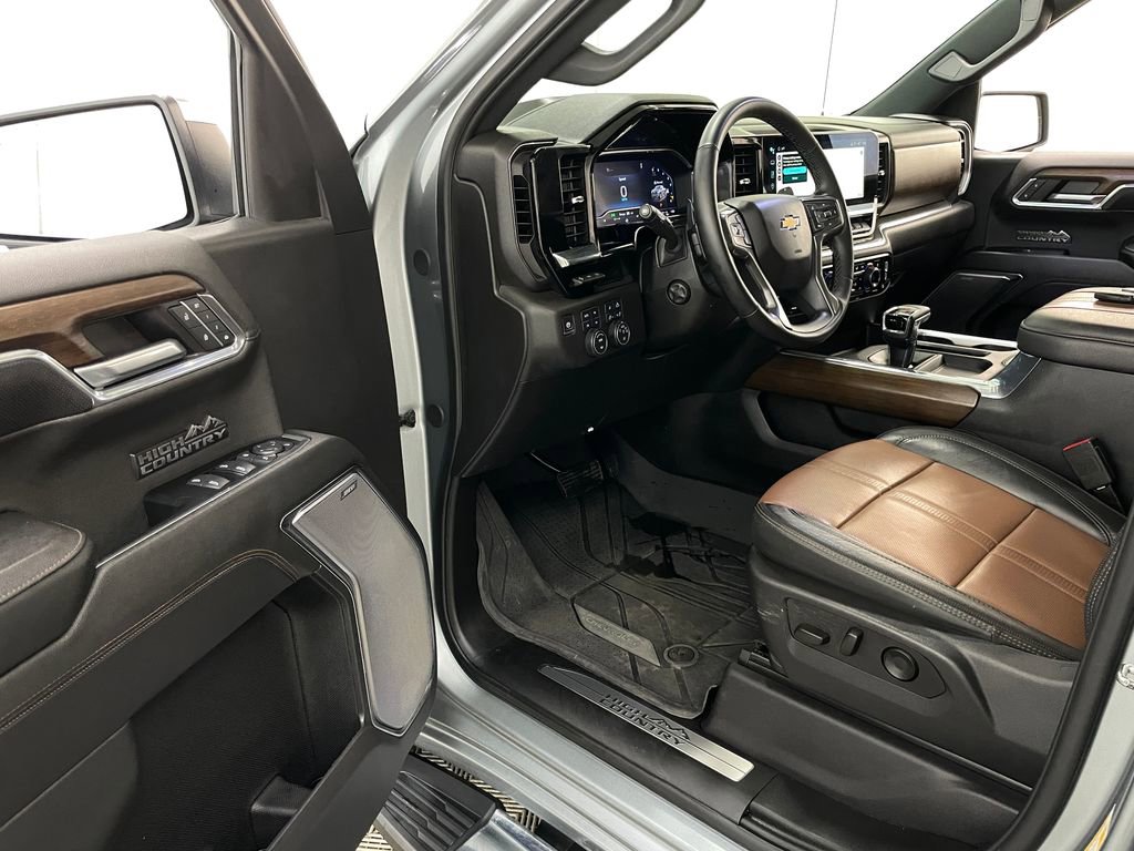 Certified 2024 Chevrolet Silverado 1500 High Country w/ High Country Premium Package image 29