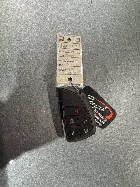 Used 2024 Chevrolet Equinox EV RS image 30