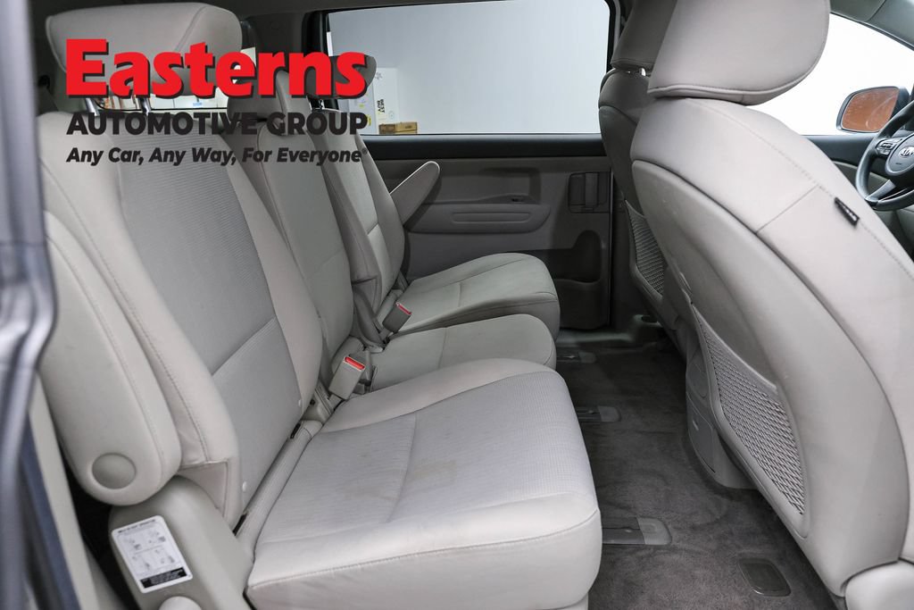 Used 2020 Kia Sedona LX FWD image 23