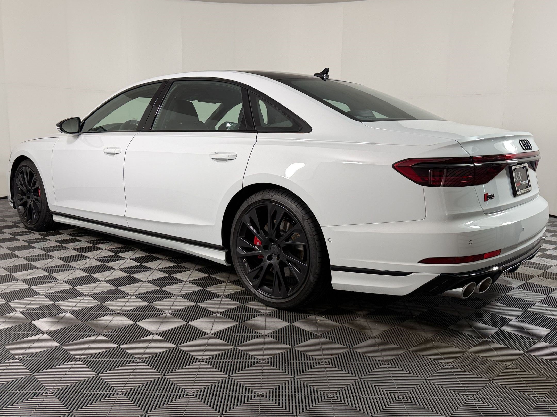 New 2027 Audi S8 AWD/4WD image 2
