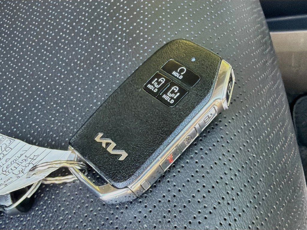 Used 2024 Kia Carnival SX Prestige FWD image 39
