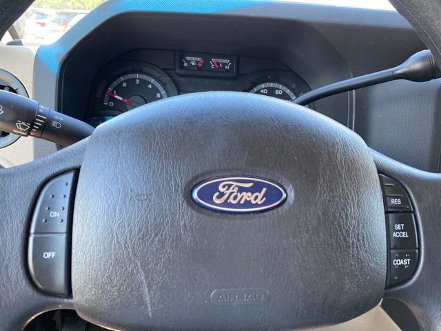 Used 2013 Ford E-350 and Econoline 350 XLT RWD image 19