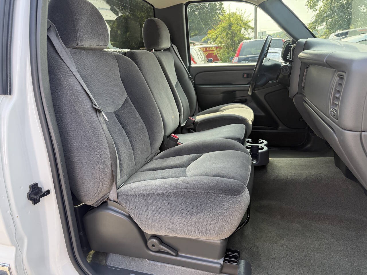 Used 2004 GMC Sierra 1500 SLE w/ Light Duty Power Package RWD image 12