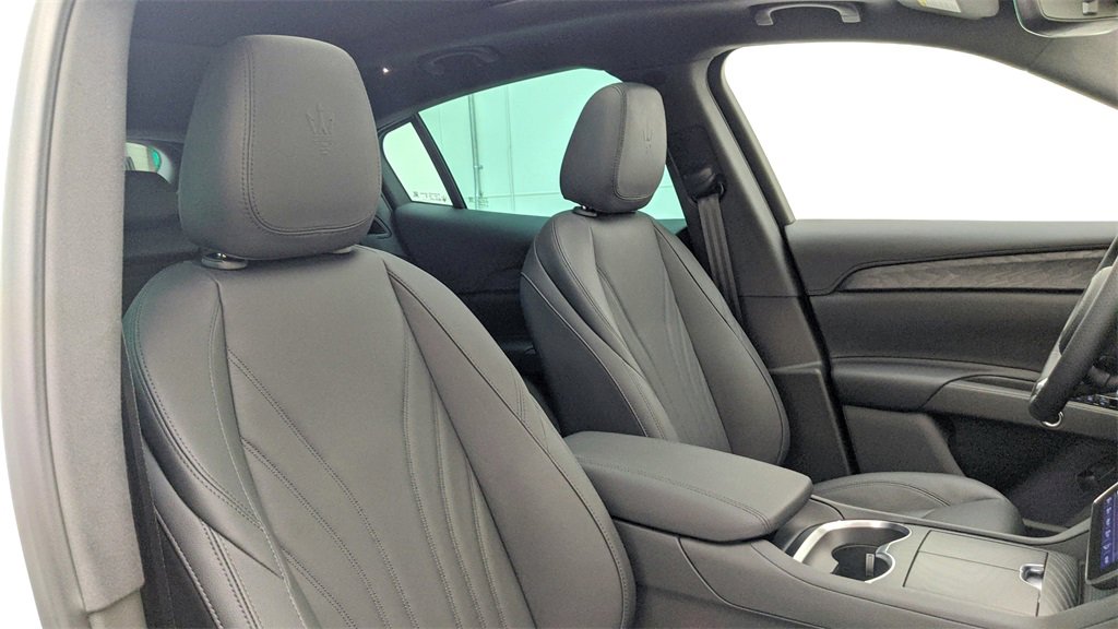 New 2024 Maserati Grecale GT image 53