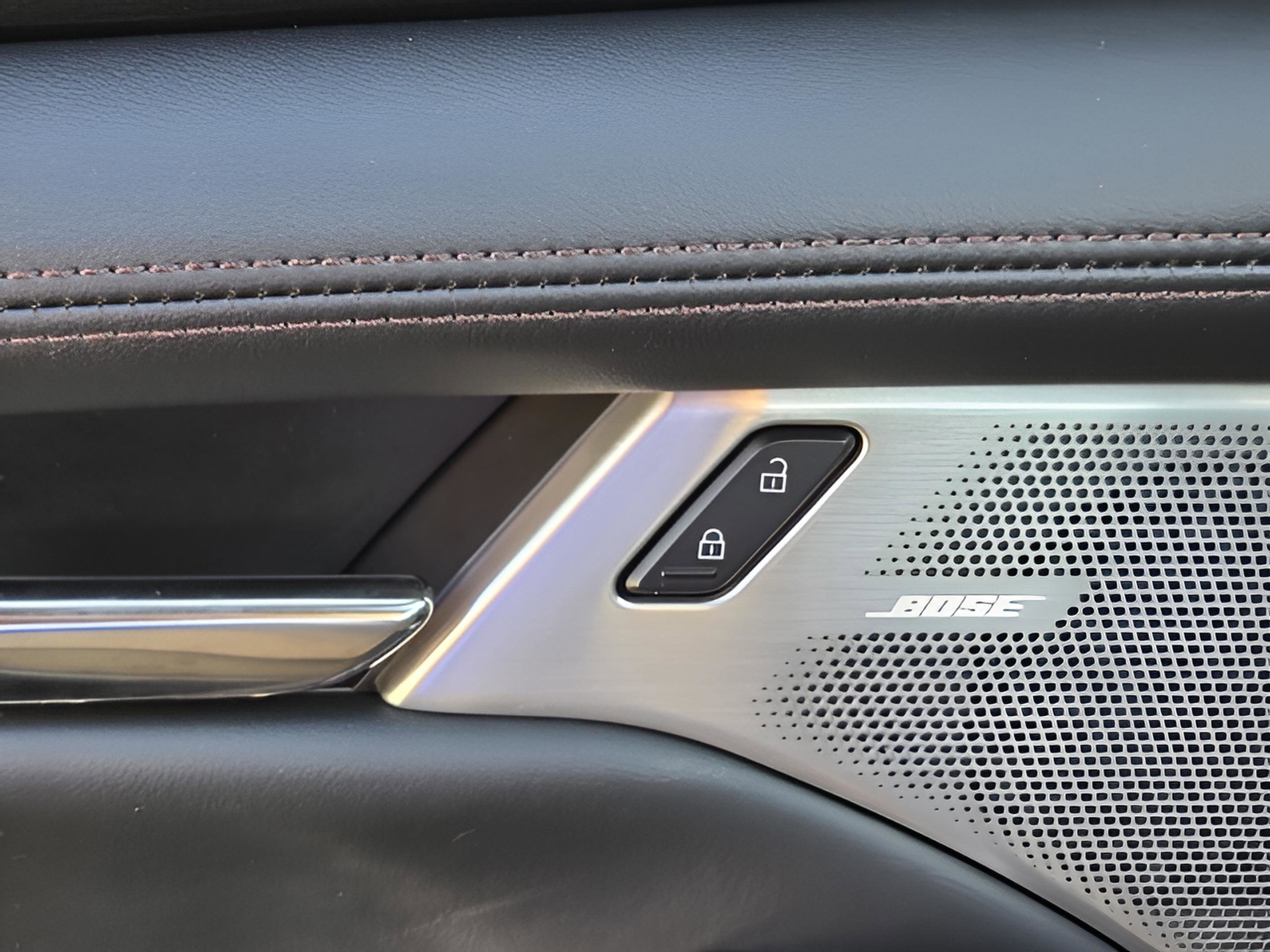 Used 2023 MAZDA MAZDA3 Hatchback w/ Appearance Package image 28