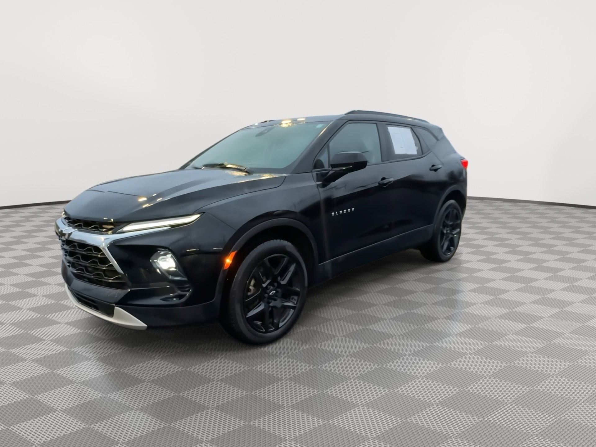 Used 2023 Chevrolet Blazer LT w/ Convenience Package image 4