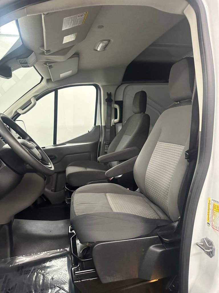 Used 2020 Ford Transit 250 Low Roof image 12