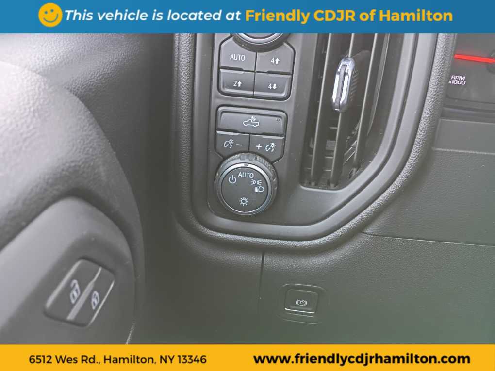 Used 2020 Chevrolet Silverado 1500 Custom Trail Boss w/ Custom Convenience Package image 14