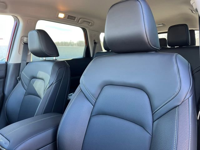 New 2026 Nissan Pathfinder SL image 12