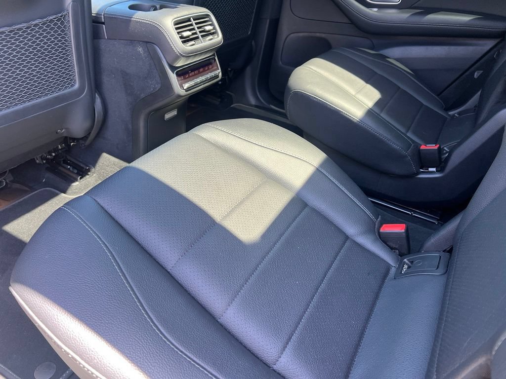 Used 2022 Mercedes-Benz GLS 450 4MATIC image 15