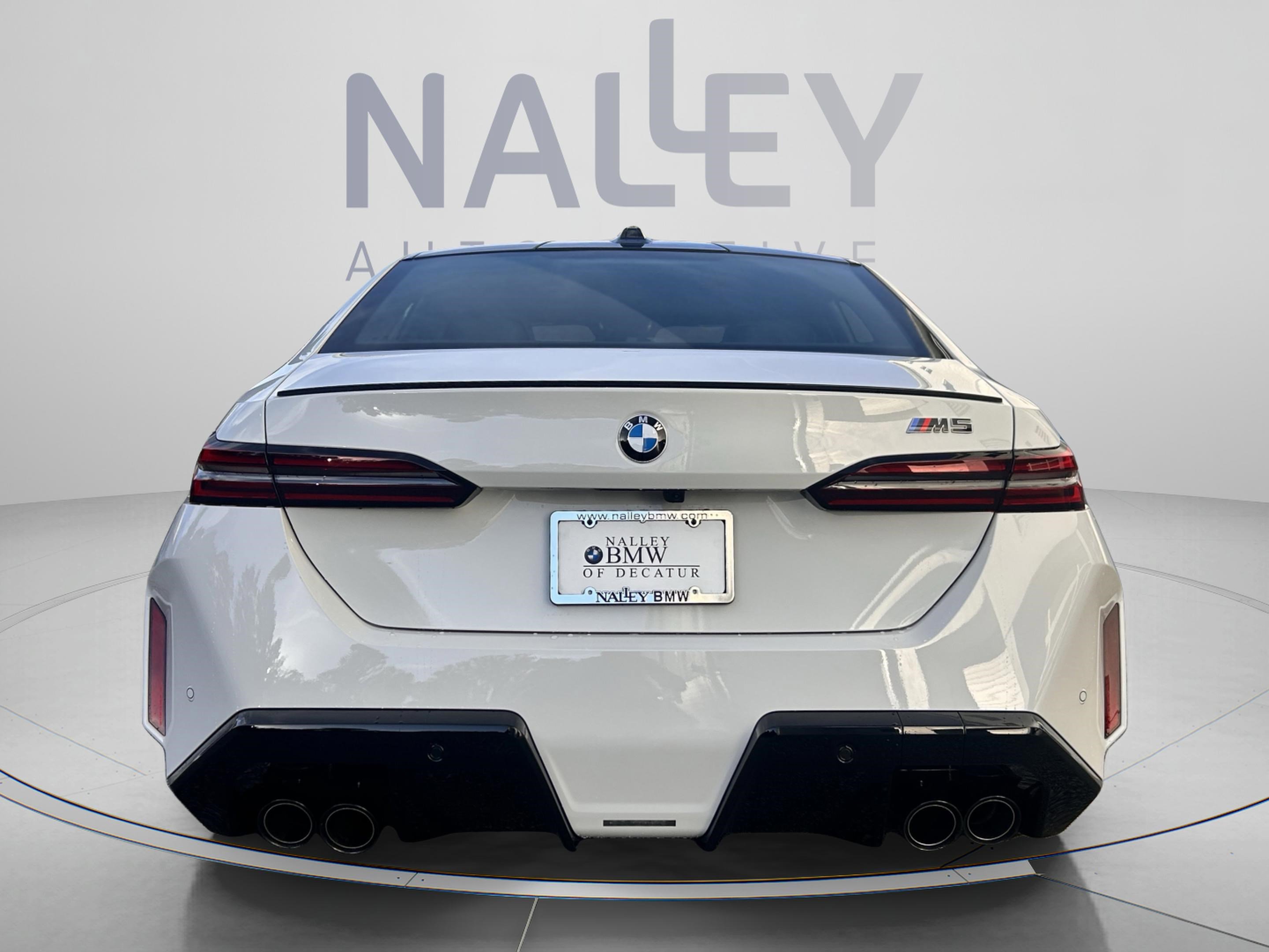 Used 2026 BMW M5 w/ Executive Package AWD/4WD image 4
