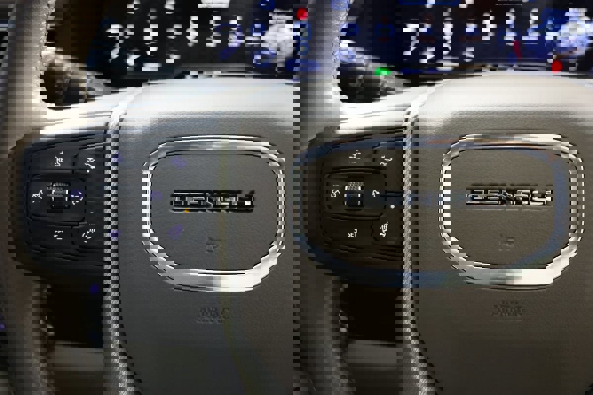 Used 2022 GMC Yukon Denali image 27