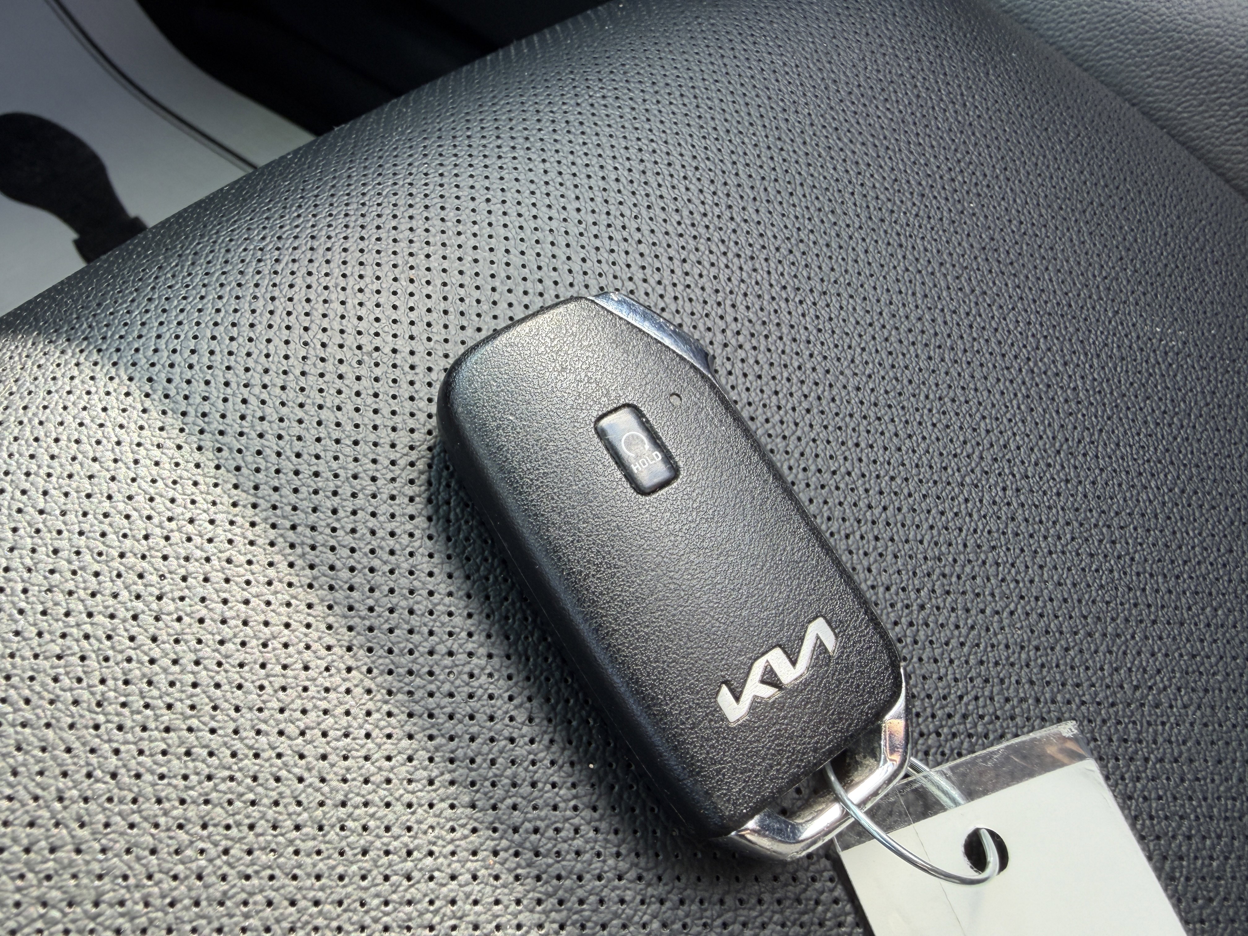 Used 2024 Kia Sportage EX AWD/4WD image 15