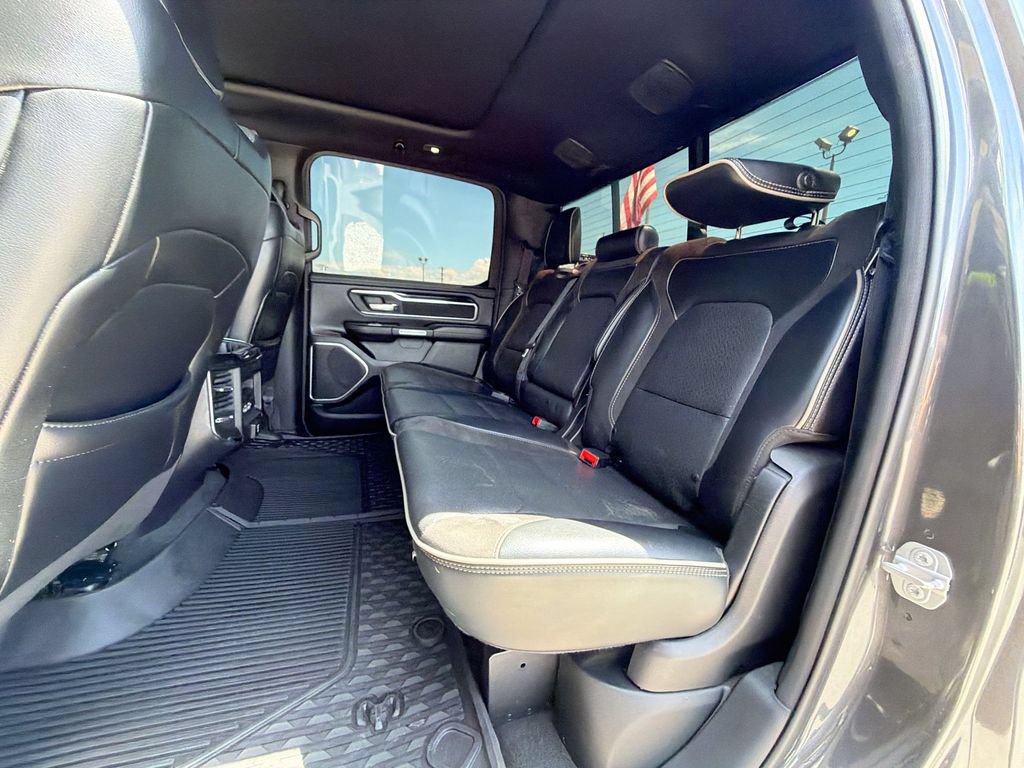 Used 2019 RAM 1500 Laramie w/ Sport Appearance Package AWD/4WD image 17