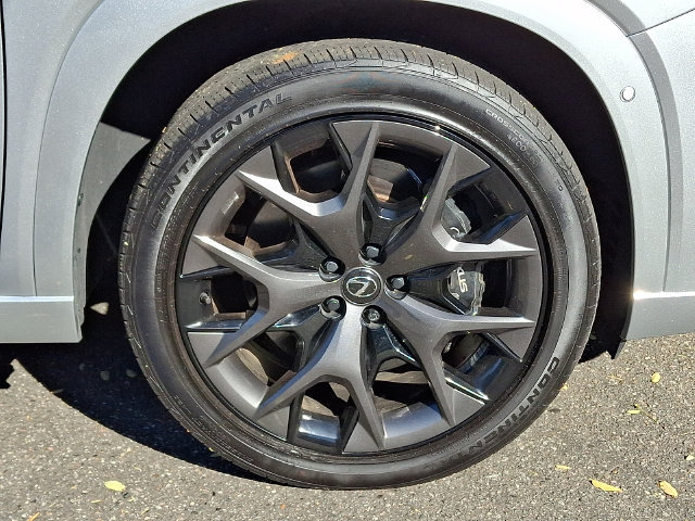 Used 2025 Lexus TX 500h AWD w/ Technology Package image 8