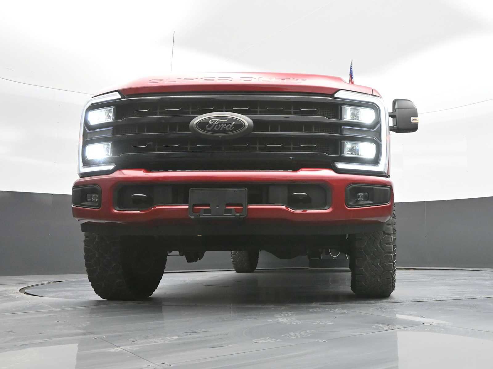 Used 2024 Ford F250 Lariat w/ Tremor Off-Road Package image 19