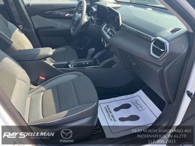 Used 2025 Chevrolet TrailBlazer LT image 36