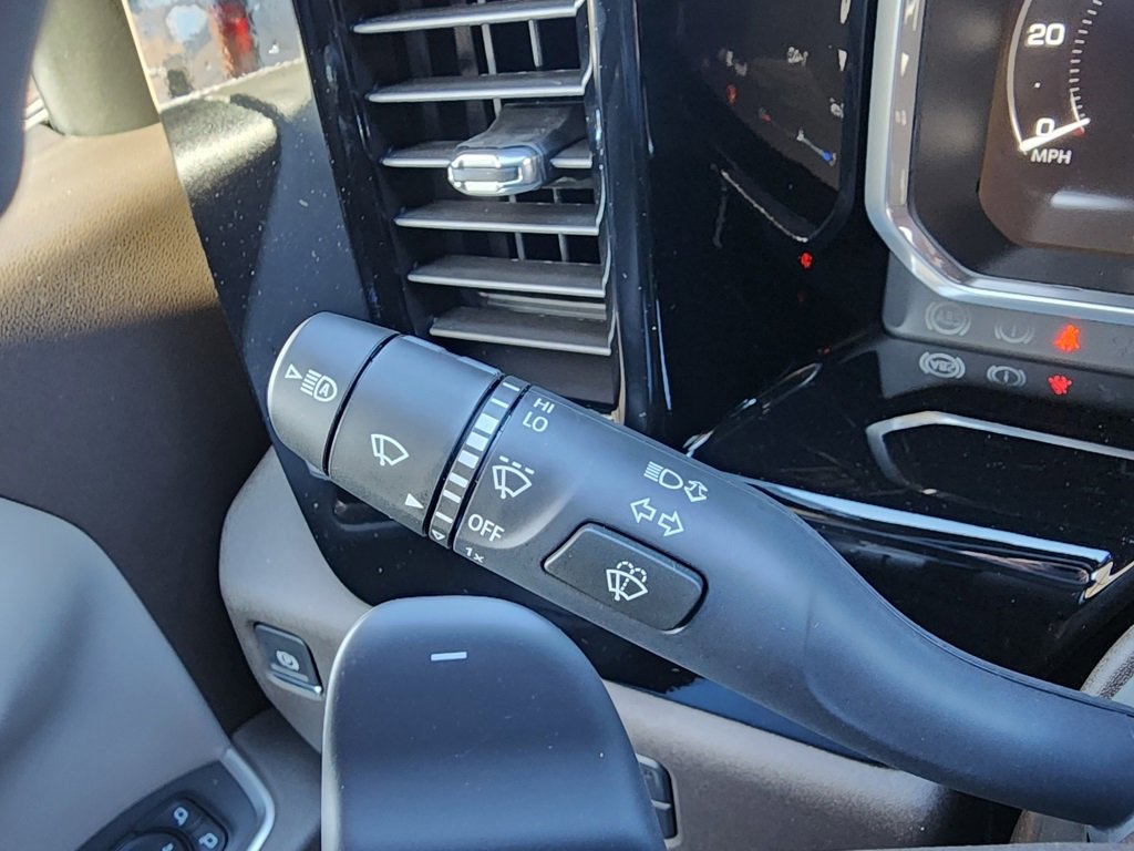 New 2026 GMC Sierra 1500 SLT w/ SLT Premium Plus Package image 24