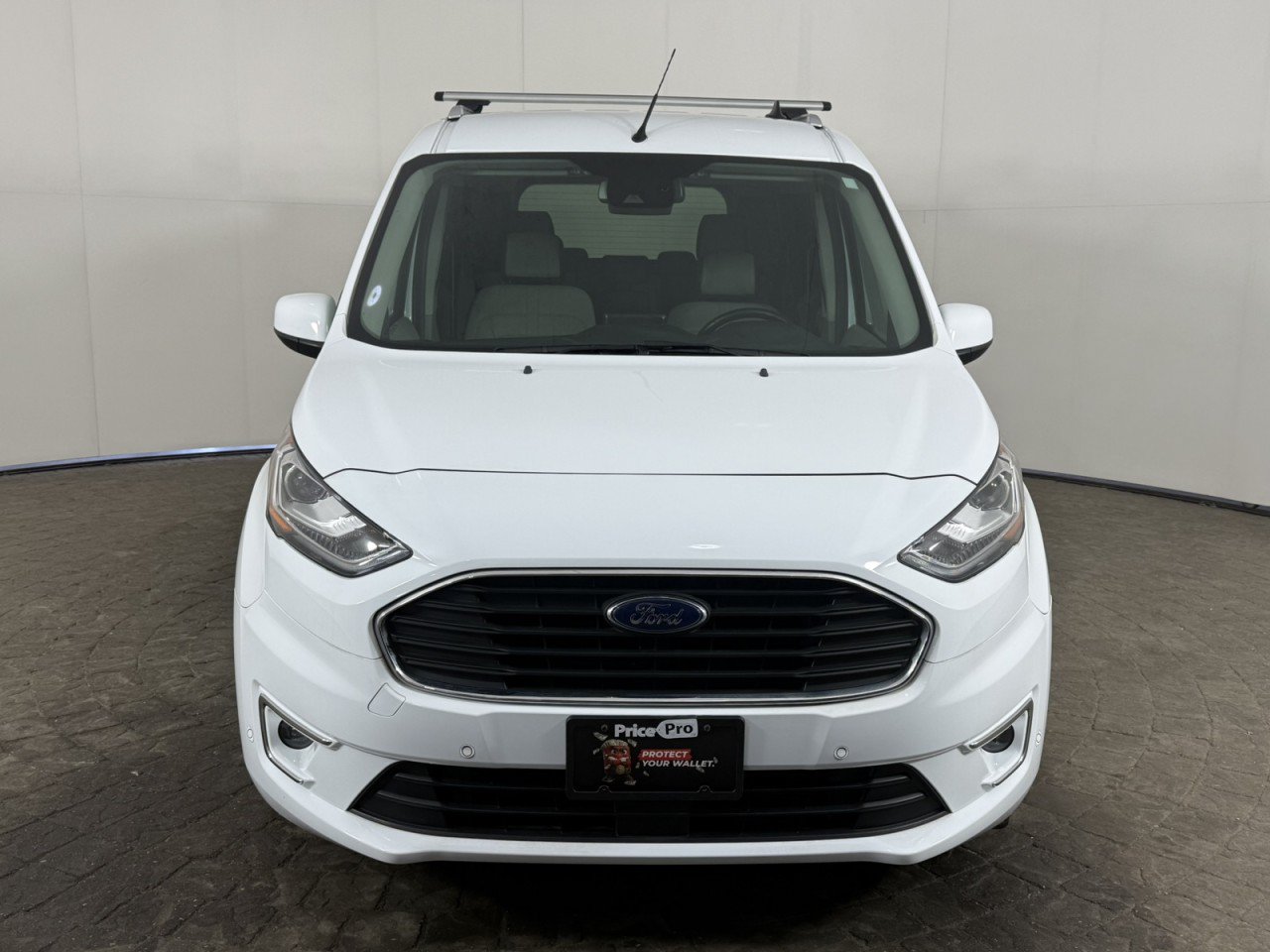 Used 2023 Ford Transit Connect Titanium FWD image 2