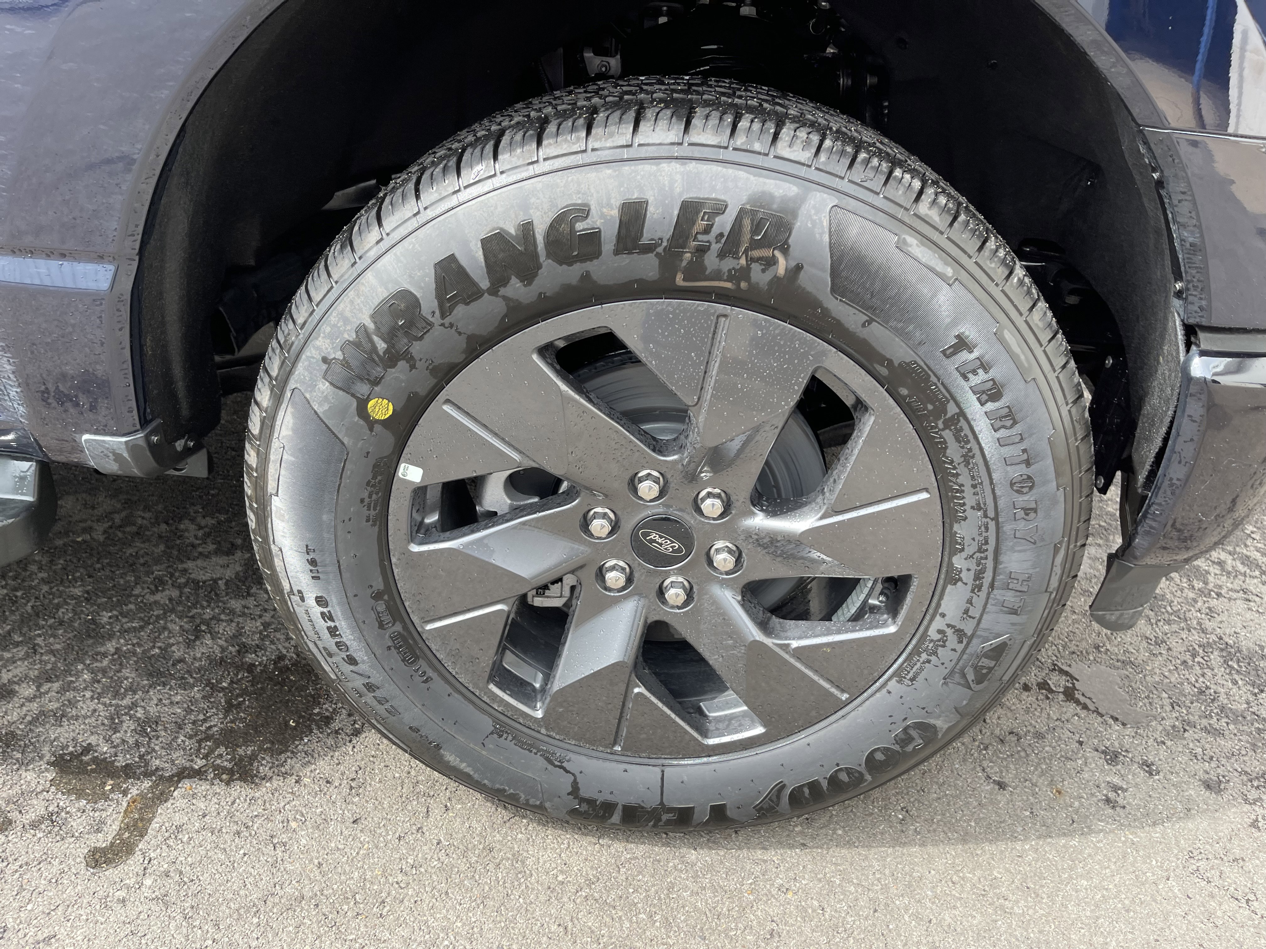 New 2025 Ford F150 Lightning Flash image 39