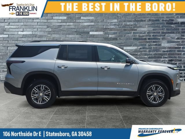 Used 2026 Chevrolet Traverse LT w/ Driver Confidence Package FWD image 7