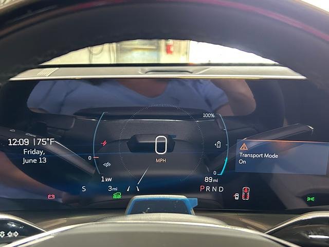 New 2026 Cadillac Vistiq Luxury w/ LPO, Floor Liner Package image 19