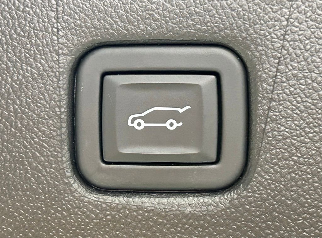 Used 2024 Chevrolet Blazer LT w/ Convenience Package AWD/4WD image 14