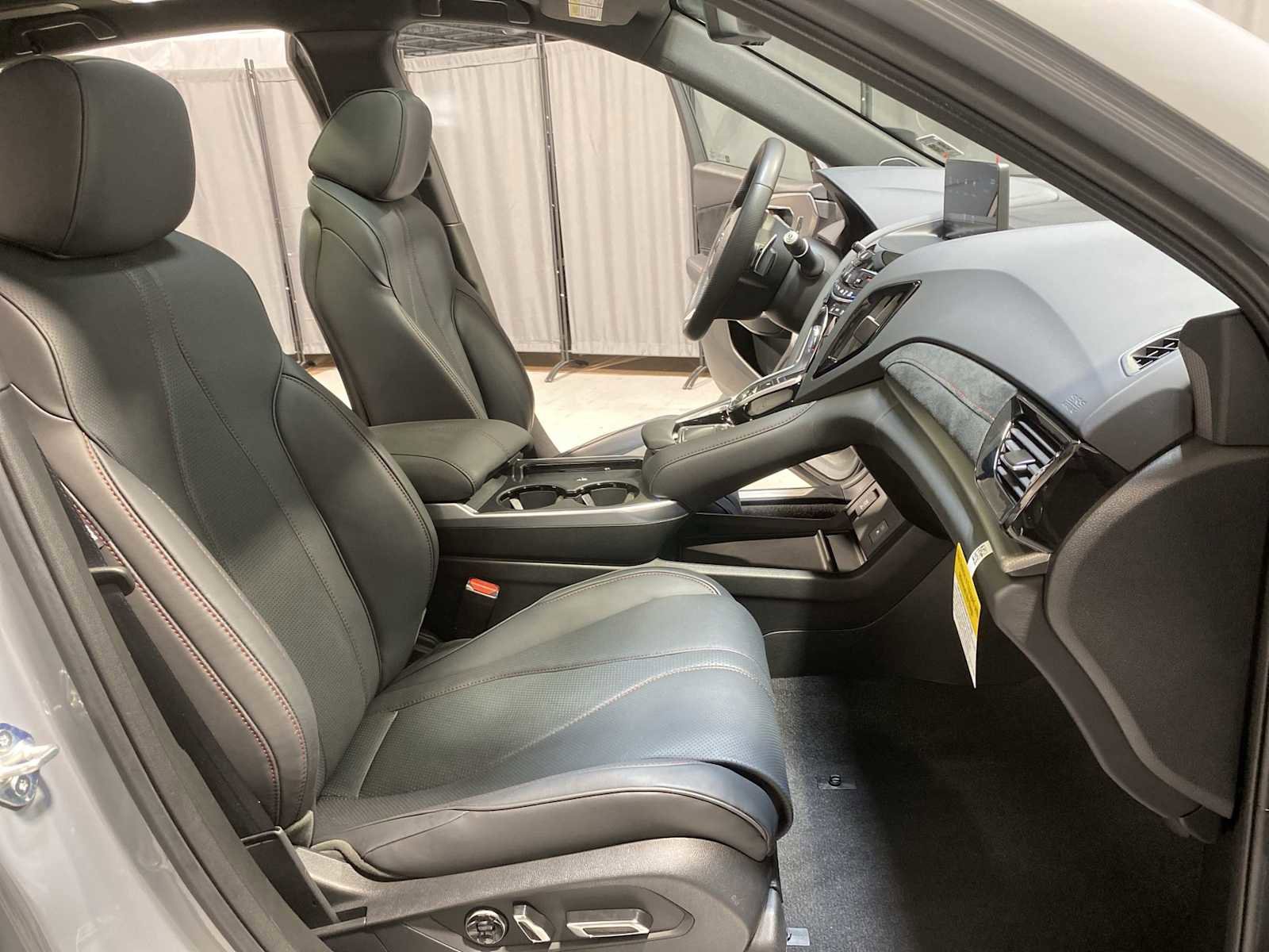 Used 2025 Acura RDX A-Spec image 14