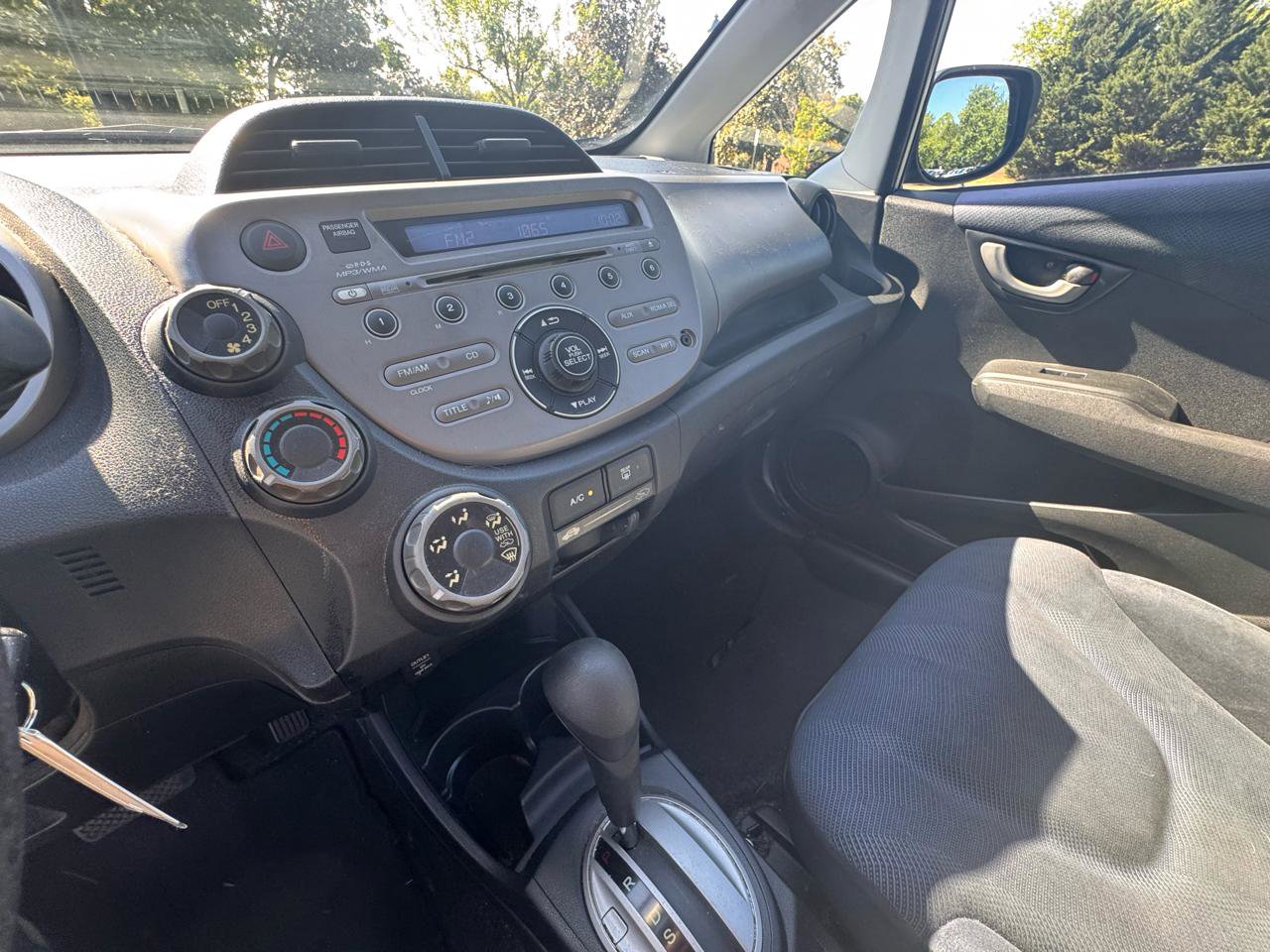 Used 2011 Honda Fit Sport image 24