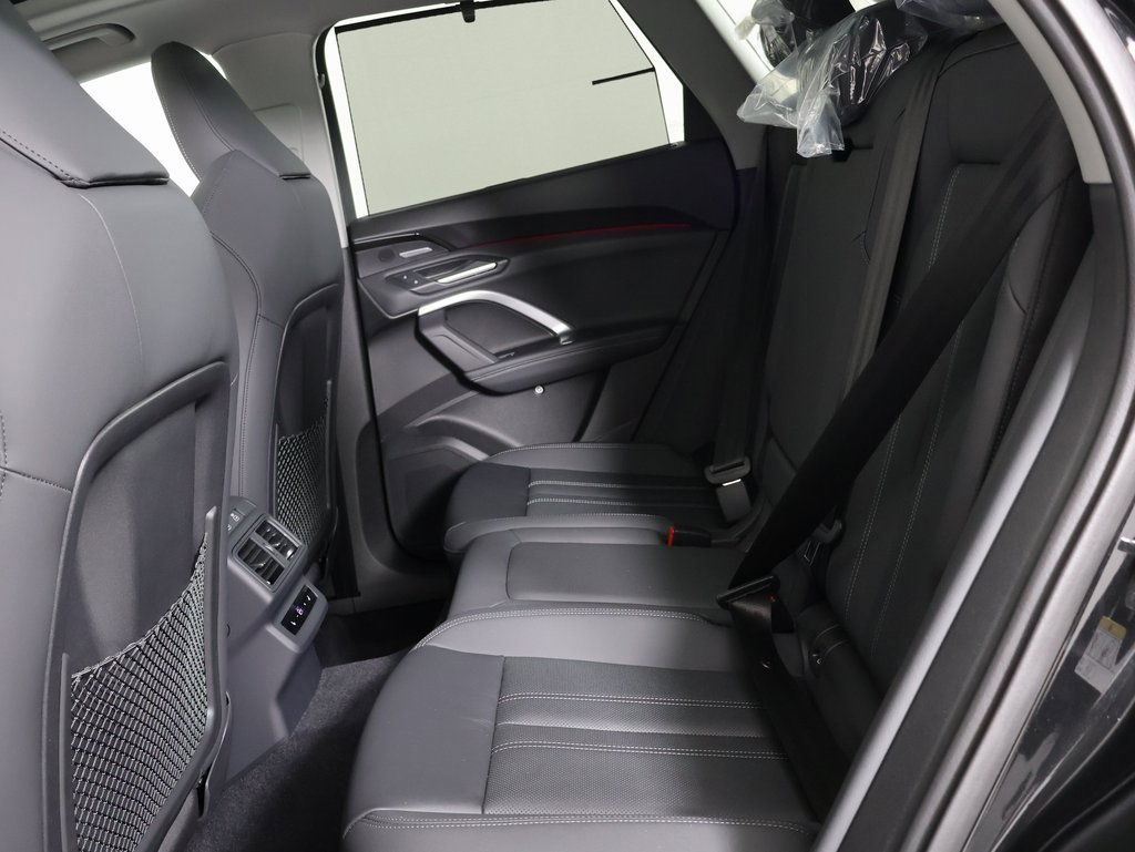 New 2025 Audi Q5 Prestige image 25