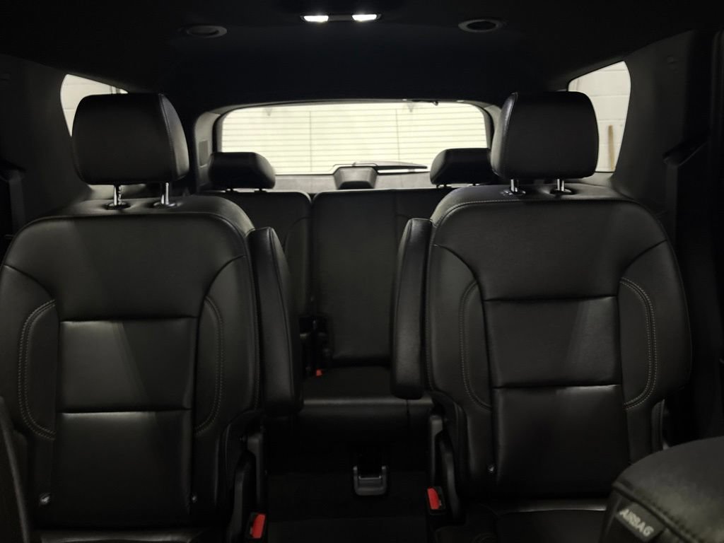 Used 2023 Chevrolet Traverse LT AWD/4WD image 29