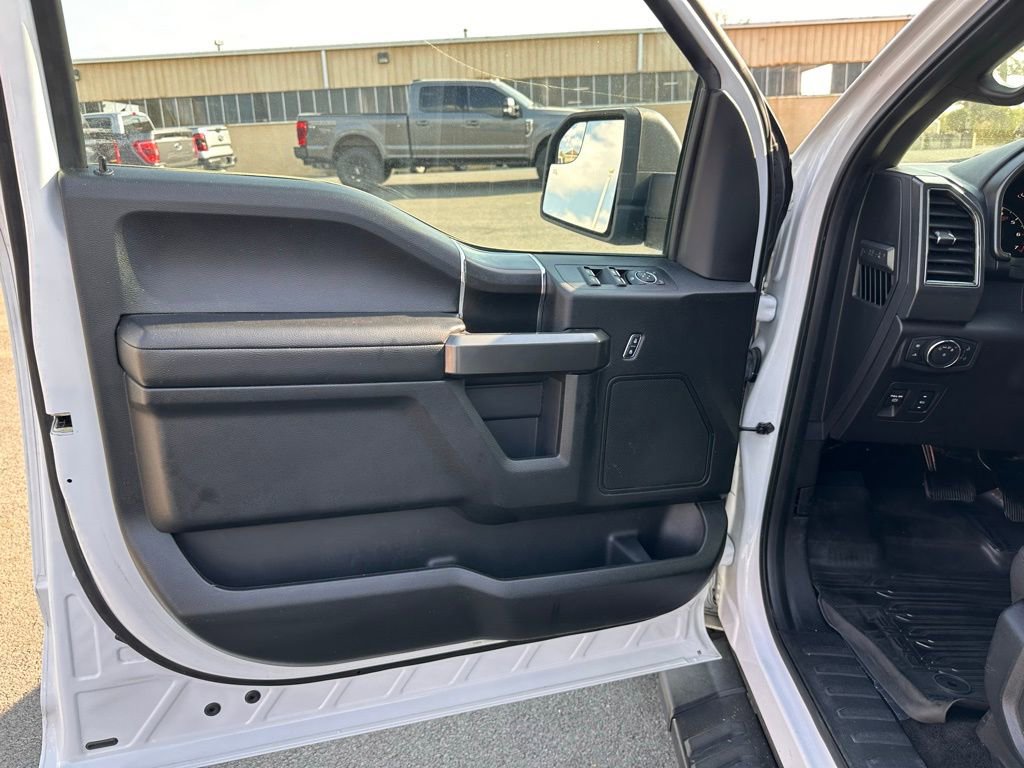 Used 2018 Ford F150 XLT w/ Equipment Group 302A Luxury image 16