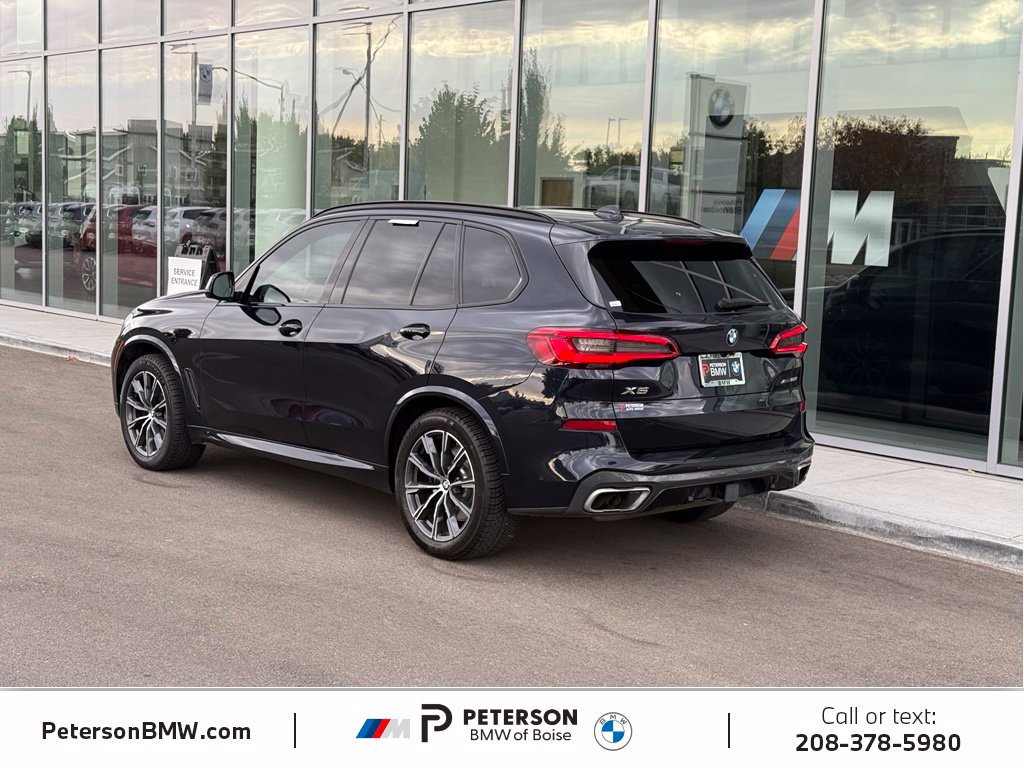 Used 2019 BMW X5 xDrive50i w/ M Sport Package AWD/4WD image 3