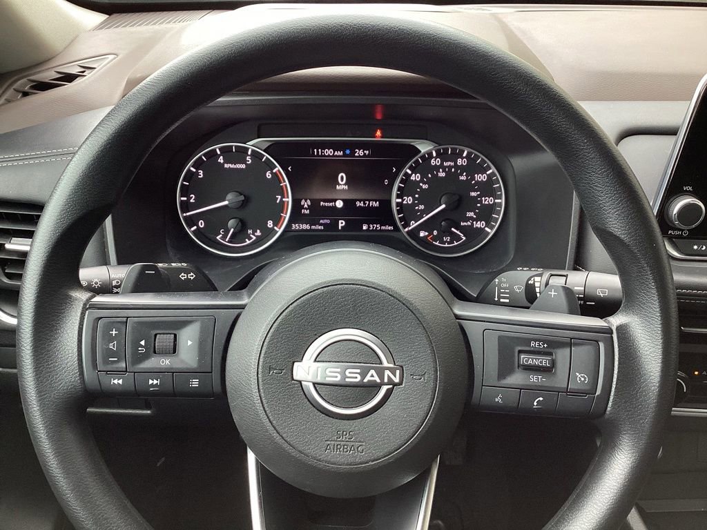 Used 2023 Nissan Rogue S image 28