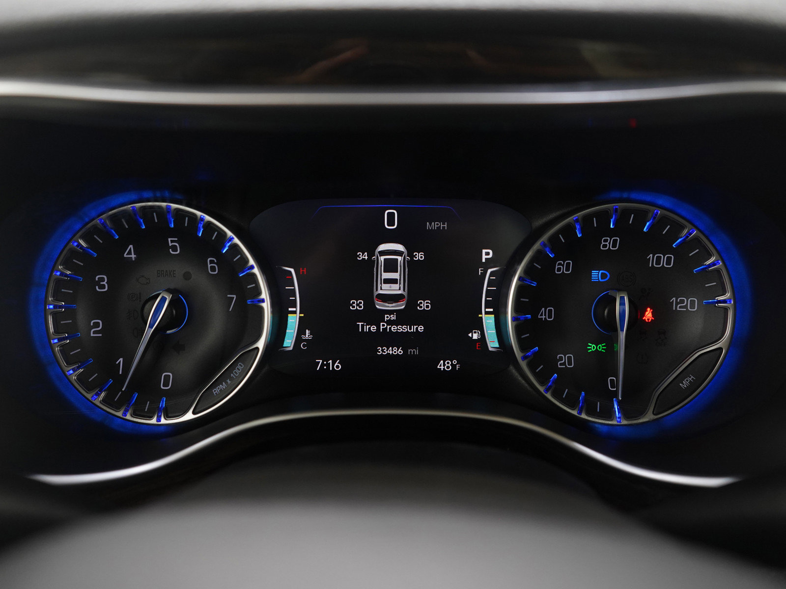 Used 2024 Chrysler Pacifica Limited image 28
