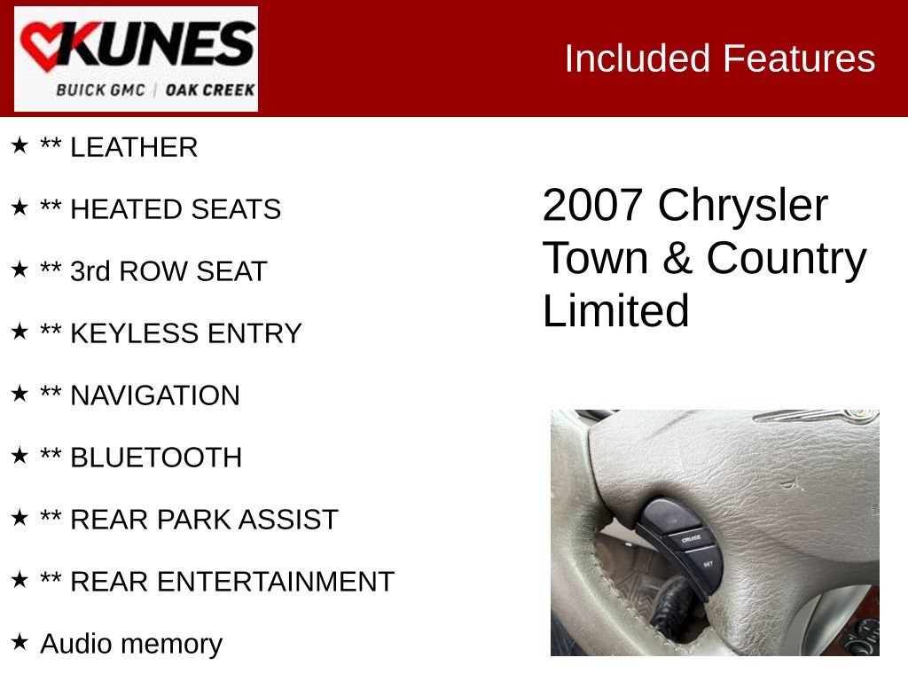 Used 2007 Chrysler Town & Country Limited FWD image 2