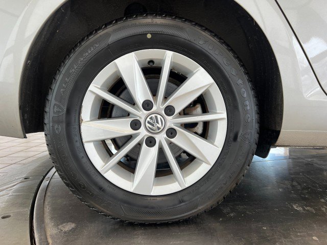Used 2016 Volkswagen Golf S FWD image 36