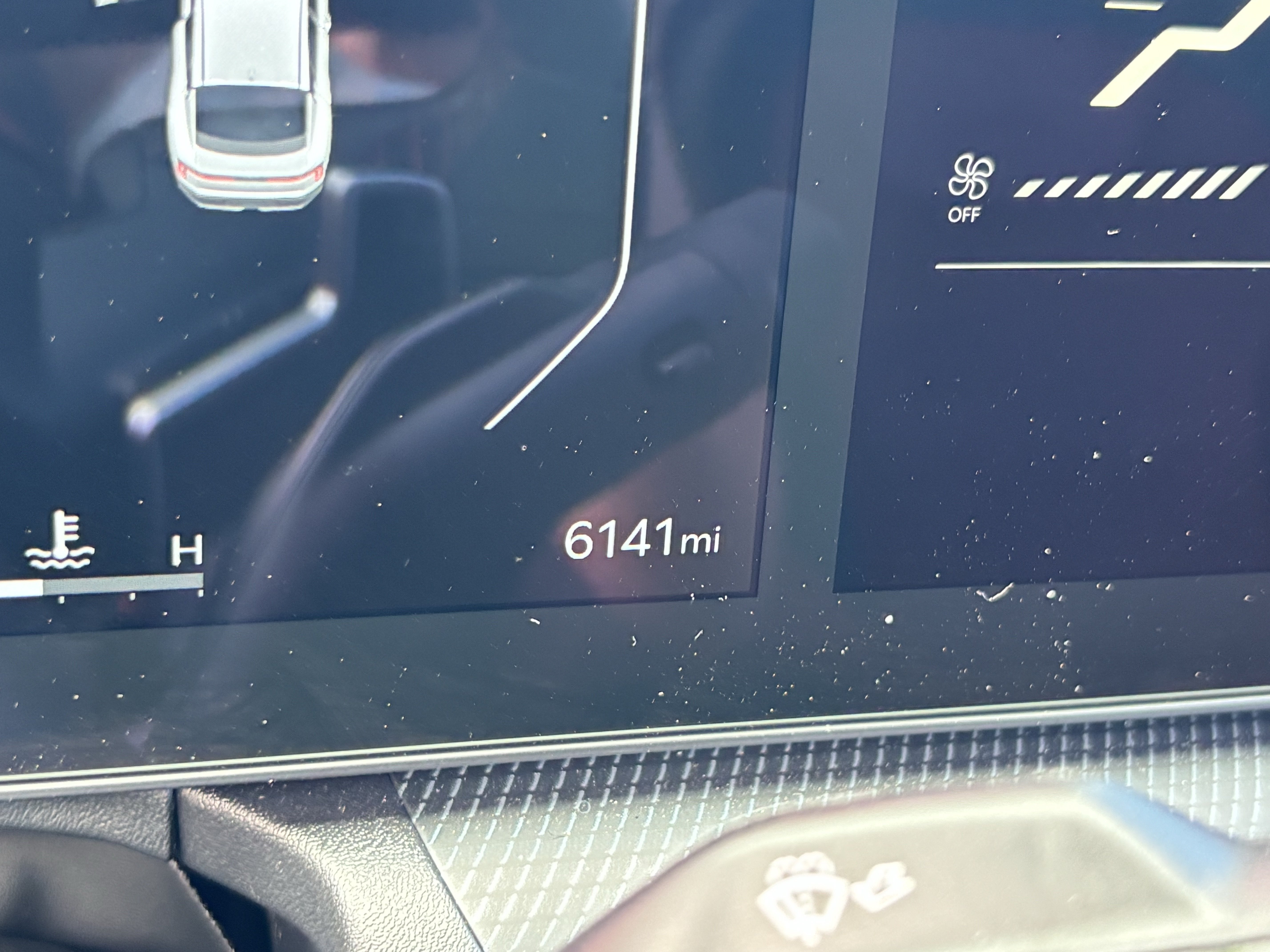 Certified 2025 Kia K4 GT-Line w/ GT-Line Premium Package FWD image 29