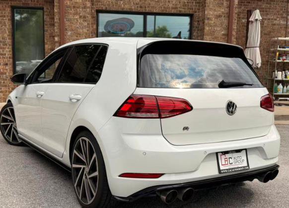 Used 2018 Volkswagen Golf R 4-Door AWD/4WD image 5