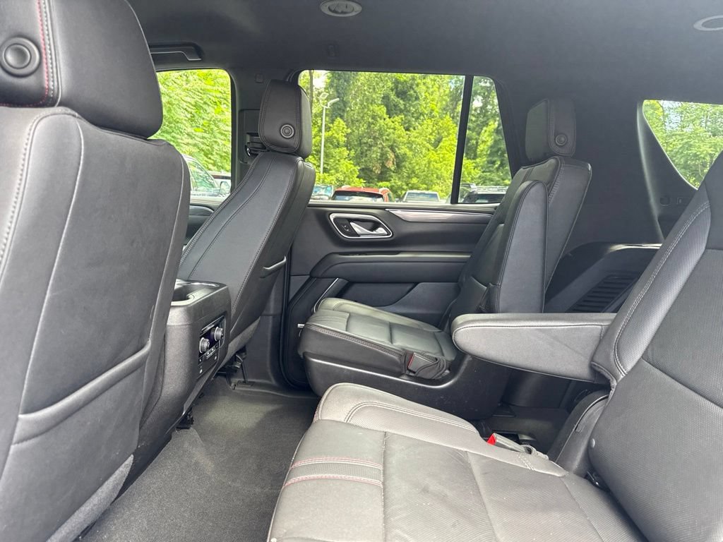 Used 2024 Chevrolet Tahoe RST w/ Luxury Package AWD/4WD image 14
