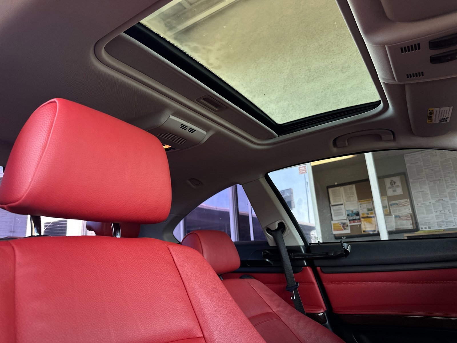 Used 2011 BMW 328i Coupe image 15